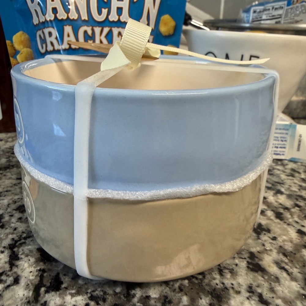🐶 Rae Dunn Blue/Gray “Eat & Drink” Set - Picture 2 of 3
